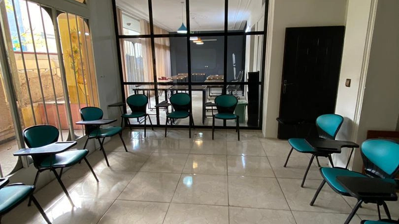 آموزشگاه زبان دیپلمات